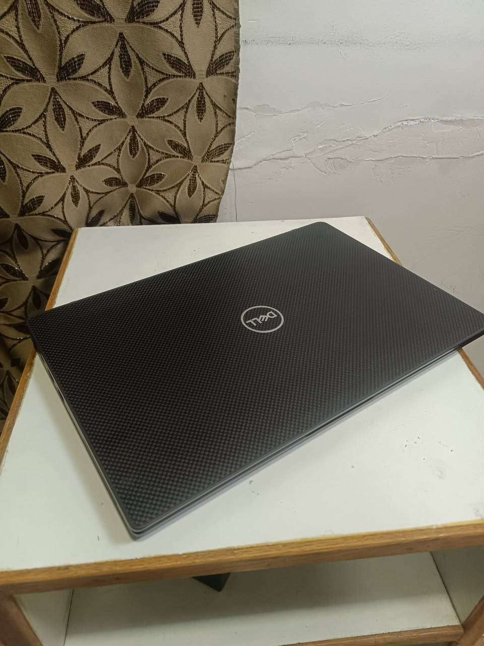 السلام عليكم
لابتوب للبيع dell 7400  فئة العليا من ديل😍
لابتوب خفيف وانيق😌
معالج i5 جيل ثامن 🔥
رام 8gb ✈️
خزن 256 gb نوع NVME جدا سريع
حجم الشاشة 14 بدقة fhd لراحة العين💻.
يدعم خاصية NFC لنقل البيانات
نادر ما تجدها بباقي الفئات🌚
قلاب 180 درجة.
كل هاي المواصفات ب 270 فقط!!
تواصل واتساب ***********
يوجد توصيل لكل محافضات العراق🚗

