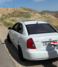 اكسنت ٢٠١١ • محرك ١٦ • فتحة سقف