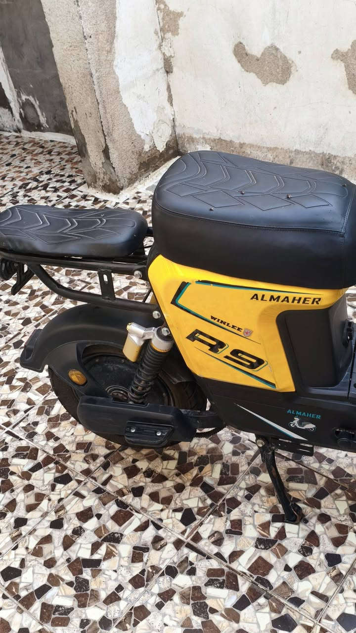 450 الف R9للبيع كلشي مابي
***********
