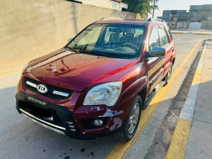 سيارة سبورتج ٢٠٠٩ سيارة نضيفة (مكلف بالنشر ) مابيها ضرر السيارة ثاني يوم تحويل رقمها ديالى  السعر112 للاستفسار 
وبيها مجال
***********
***********
