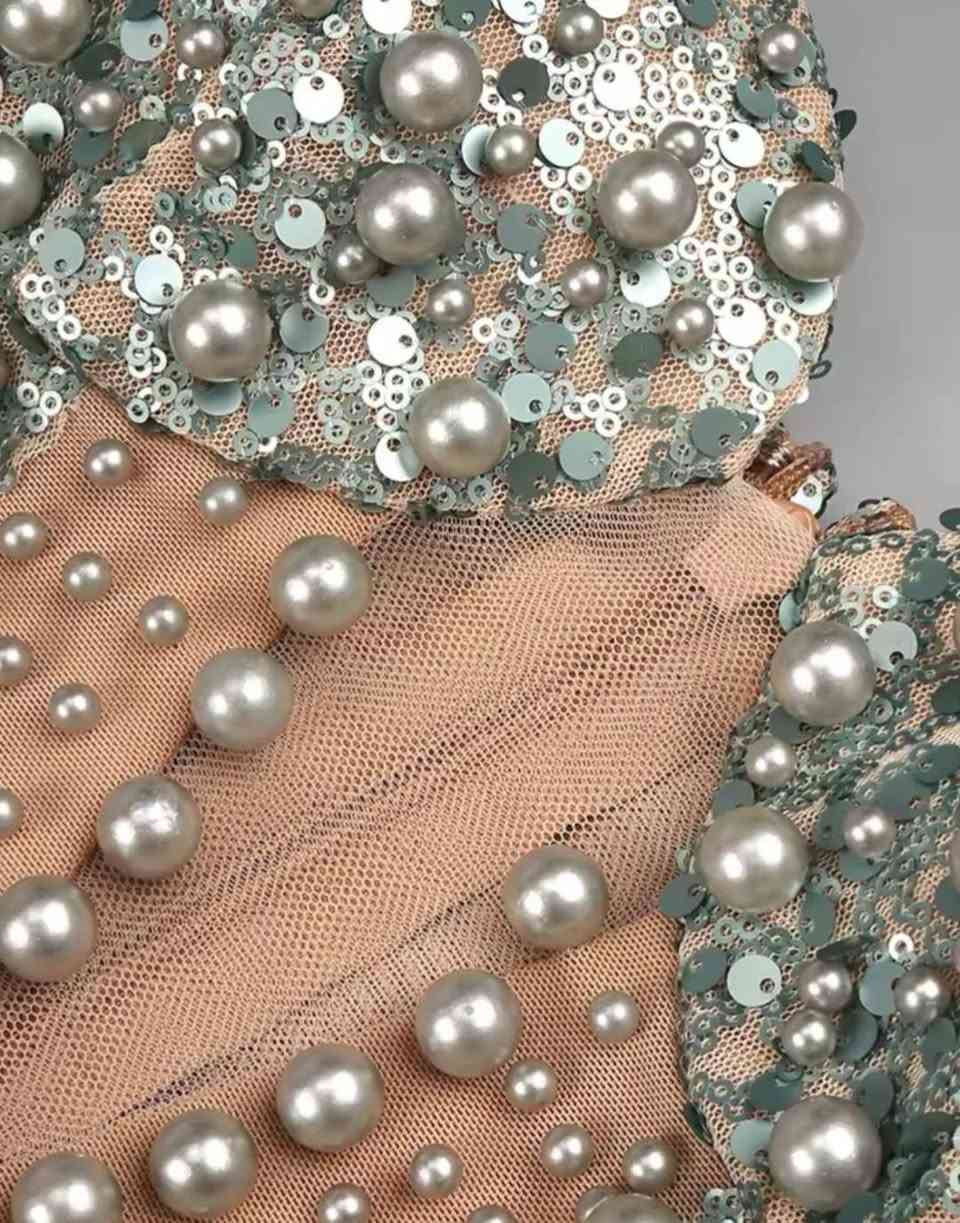 فستان جديد قياس ميديم سعره مع توصيل50 ألف


**إذا كنت صاحب هذا الإعلان وتريد حذفه لأي سبب، رجاءا أرسل رسالة إلى الدعم الفني**