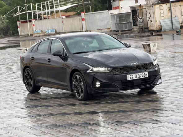 جيتي لاين -
K.5 مواصفات GT  تجي فول عدا البنوراما 
موديل 2023 رقم اربيل هزه وفحص وترقيم جديد بيها صبغ البنيد فقط بدون ايرباك بدون دواخل عالفحص ابيع  تحويل للمشتري او وكالة حسب الرغبة
1600 تيربو
كشنات جلد  + تدفئة كشنات 
كشن كهربائي / رادارات امامي جانبي خلفي
تحديد مسار قيادة اليه 
شاشة + كامرا
اوتو هولد
شحن مبايل واير ليس 
تدفئة استيرن 
أنظمة قيادة 
لازينوت 3 عدسات عالي ناصي
 ( شادهن اصليات)  المازدات 
راديترات وتبريد مروحه بلاديات
-السيارة جاهزه واي نقص مابيها 
بغداد المنصور 
سعرها 182 ورقه
واتساب متوفر او الاتصال عالرقم 
***********
