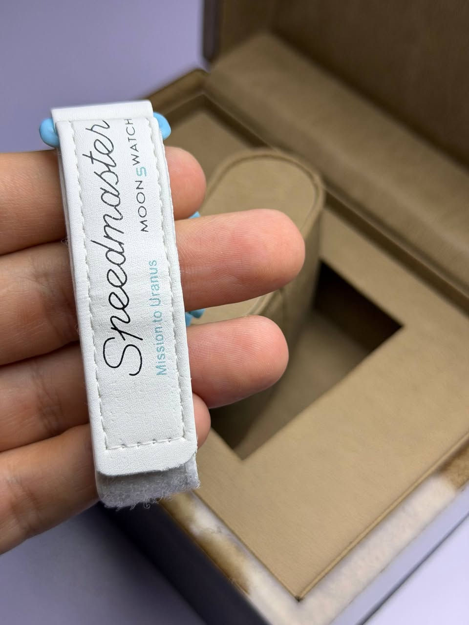 GLORIA 
دزاين الاوميكا سواج مميز
سناتر شغالة 
ستوب ووتج 
سير مميز 
اميال لامينوس فسفوري 
سنتر ثواني منفصل 
مقاومة للماء 

20 الف على اول تم

iFFCwbOSRjpbODXXrH


**إذا كنت صاحب هذا الإعلان وتريد حذفه لأي سبب، رجاءا أرسل رسالة إلى الدعم الفني**