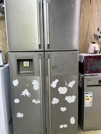 ثلاجه • حجم كبير • مكان الحريه