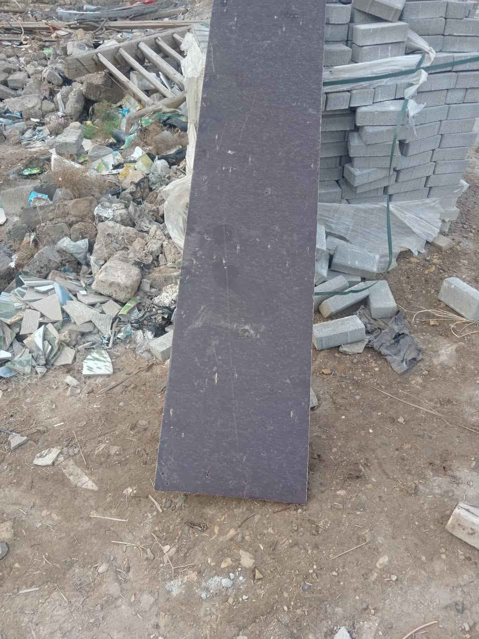 السلام عليكم
قالب كامل لوح تارس
بلاويد 
مكص شغال
عواج شغال
بلاويد جسر يطالي
مكان بابل
سعر مناس
 ***********
