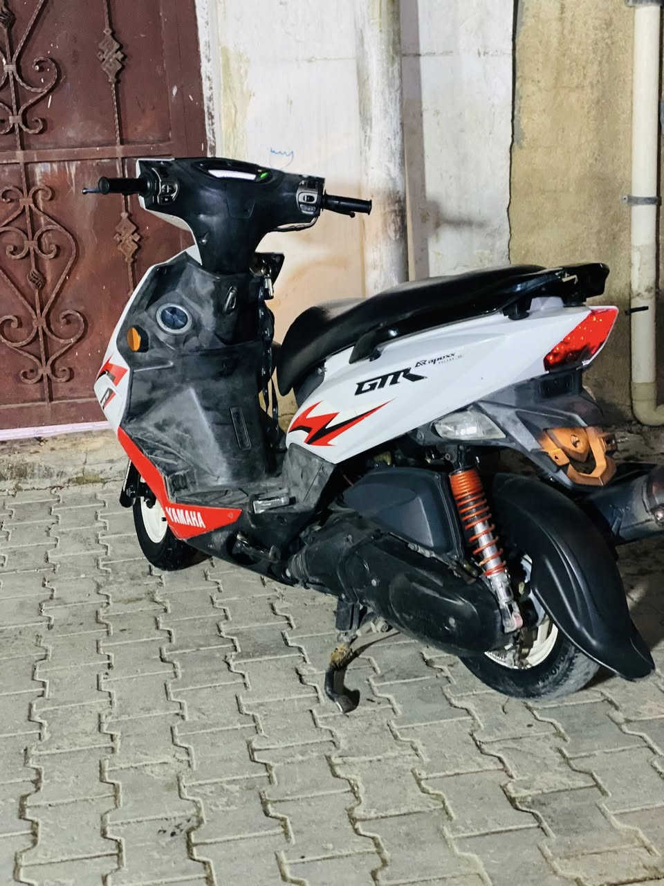 السلام عليكم gtr  للبيع مال رمبه قبل شهرين نازله واشوفك المكاتبه مال معرض الدراجه هاون تجي وتشوف بعينك كفاله من كلشي بيها كلجات رياضي السعر 1500 وبيها مجال وسعرها بنضافتها 
السعر:***********
