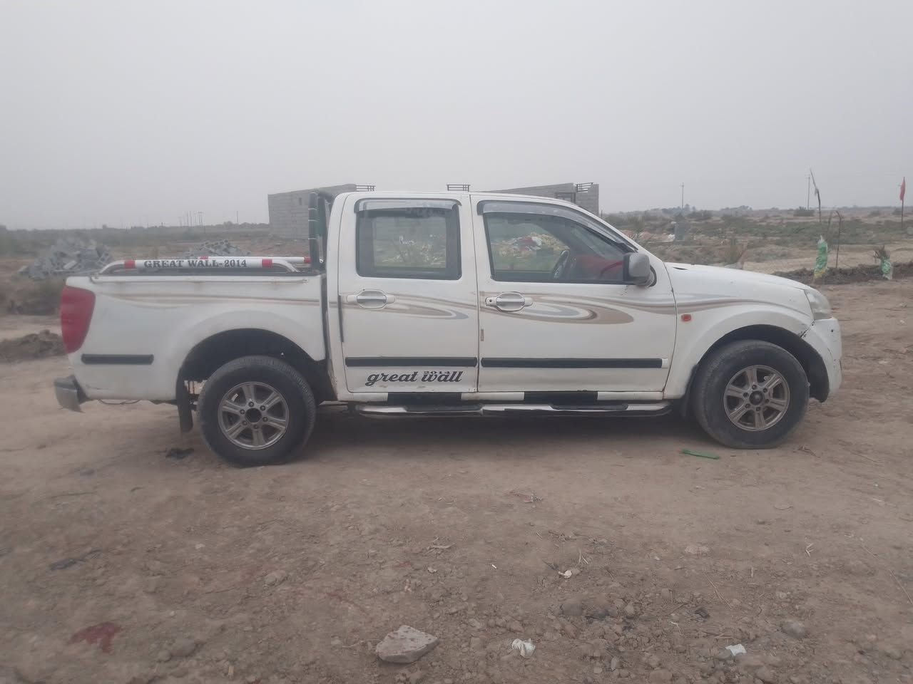 سيارة للبيع اكريت ويل موديل 2014 
سيارة جاهزه مجهزه من حداده جديده تخم تايرات جددد مكينه نضيفه كير اكسن كفاله كرهبيات كلي شغال 
مكان سيارة ناصريه رقم سيارة ميسان انكليزي دولي 
سنويه مجدده لل 2030 سعر 45 به مجال 
رقم هاتف ***********
