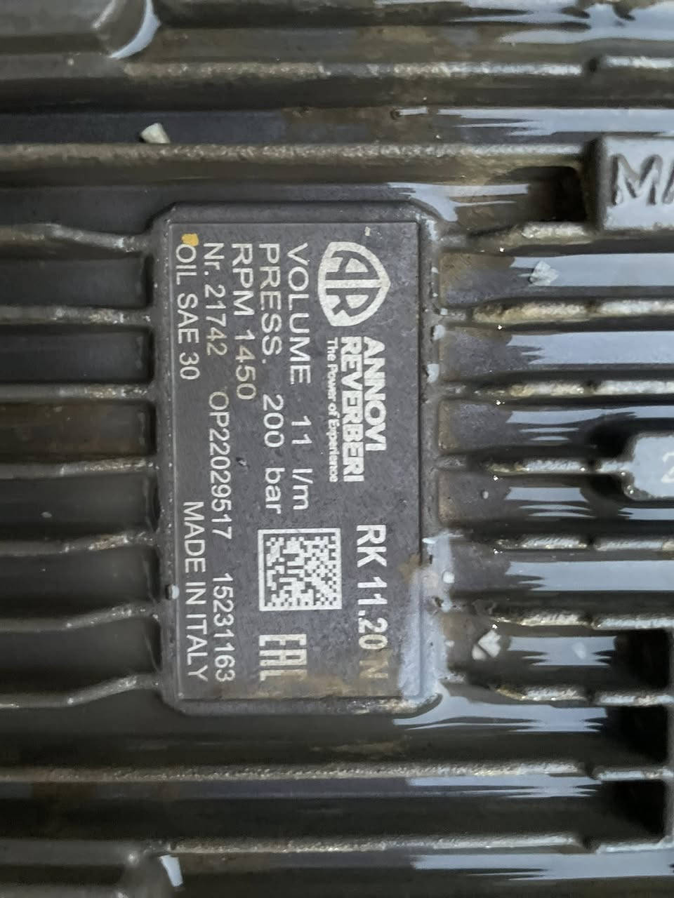 للبيع ضاغطه إيطالي ***********
