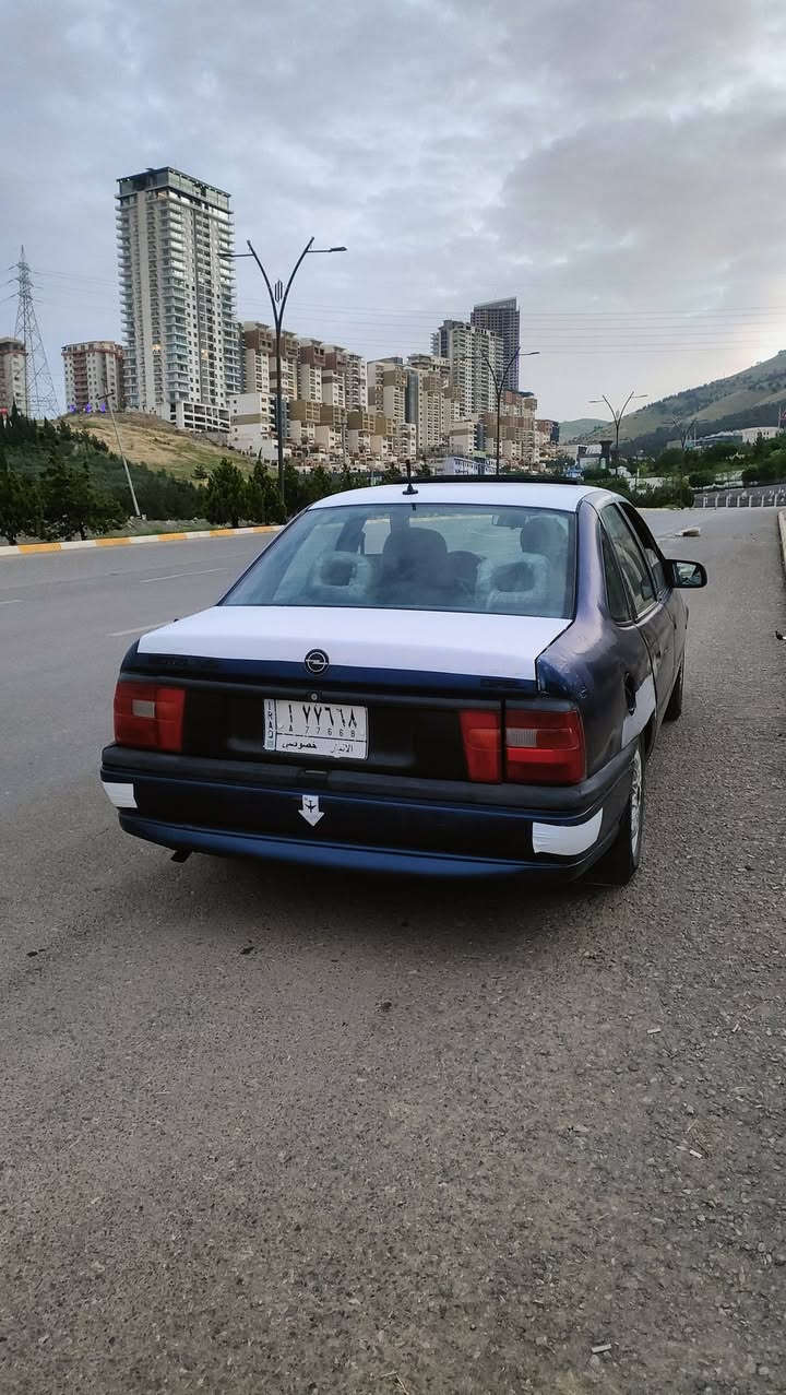 سلام عليكم
اوبل فكترا موديل 93 اصوليه سياره
محرك 18 قايش عريض
صدر جديد ويل كب تاير نص عمر 
مسمكره اهللات ودوسات تحتاج فقط صبغ 
بريك ABS
تنته كهرباء
كهربائيات كلها شغاله
 سعرها (30 وبيها مجال
***********
