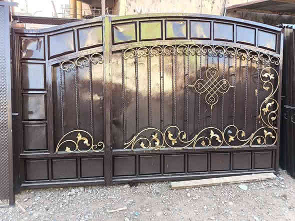 📢 سكلة أحمد اللهيبي للحديد المستعمل والجديد ترحب بكم 📢
@📦 وصلت البضاعة الجديدة! 🔧🪚🚪

بسم الله وعلى بركته، نوفر لكم اليوم تشكيلة مميزة من المواد الحديدية بأعلى جودة وأسعار منافسة:

🪜 درج دبل محجر أو درج تك محجر – (جديد فقط)
🚪 أبواب سلايت – (جديدة ومستعملة)+ابواب محلات 
🚪ابواب طلاكتين مستعمله + أبواب غرف وجه واحد ووجهين
شخاط مستطيل جديد+روطات مربعه (جديد)

📏 شيلمان + جينكو جديد 
📐 زوايا حديد – (مستعملة وجديدة)
📦 بواري حديد بمختلف الأحجام
⚙️ بواري صب ودنك صب – (أحجام متنوعة)
🪟 شبابيك مستعملة بحالة ممتازة
🧱 بوب بلاستك جديد بمقاسات متعددة
🧵 سيم شائك + منفاخي + سيم BRC بكافة الأحجام كما يوجد جوابي اكبار 

---

🟢 كما نشتري منكم أيضاً:
✅ أبواب وشبابيك مستعملة
✅ جينكو – شيلمان – سندويج
✅ حديد السكراب

---

📍 العنوان:
قرية الشيخ بابا أو عرب الجبيرة – طريق جلولاء - كلار
📌 بعد سيطرة أم الحنطة مباشرة

📞 للاستفسار والتواصل – واتساب وماسنجر متاح:
***********

🛠️ حيّاكم الله – زيارتكم تسعدنا في أي وقت
سكله احمد اللهيبي للحديد مستعمل
