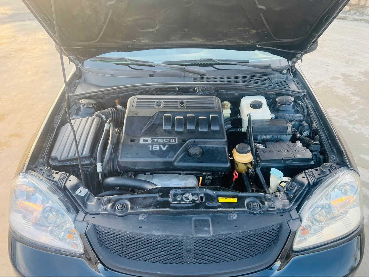 ئۆپترا مۆدیل 2008 گیر تۆ ماتیک سی پلیتی دەرجەیەک رەشی قەتران سەنەوی رەقەم پلیت هەزە تازەیە نوییە تا 2031 بەناو خومانە گیر مەکینە بەشەرت تەنها  190رویشتوە بو توندوو تولی تەقەو وەرەقە بشکینە سەیارەکە وەک بویاخ بۆنیتی پەمپە لەگەل دوو ژیر دەرگا بی ناوگرتن پشتوو پیش کە پس جوار تایەیی تازەیە تکایە نامە مەنیرە ژمارەی خاوەنی دانراوە 
***********
*********** كويسينجاك, أربيل
