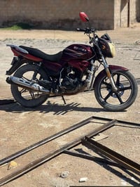 متاح ماطور هيوشه محرك 20 كير ومحرك شرط كشر نضيف ماطور جميع فول. نضافه ...