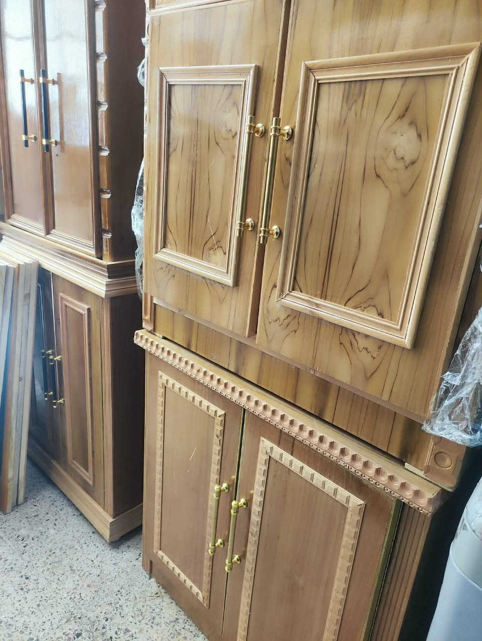 عرض خاص
ميز تواليت 
60 الف فقط 
جدد غير مستعملين 
***********
***********
