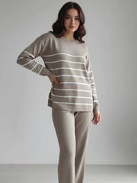 سوت صوف ثقيل • فري سايز • رصاصي