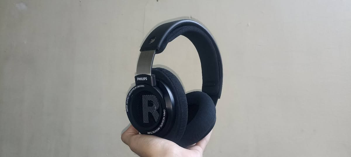 السلام عليكم
متوفره philips shp9500
استخدام جدا خفيف حته لزكاتها بعدهن
سعر65قفل


**إذا كنت صاحب هذا الإعلان وتريد حذفه لأي سبب، رجاءا أرسل رسالة إلى الدعم الفني**