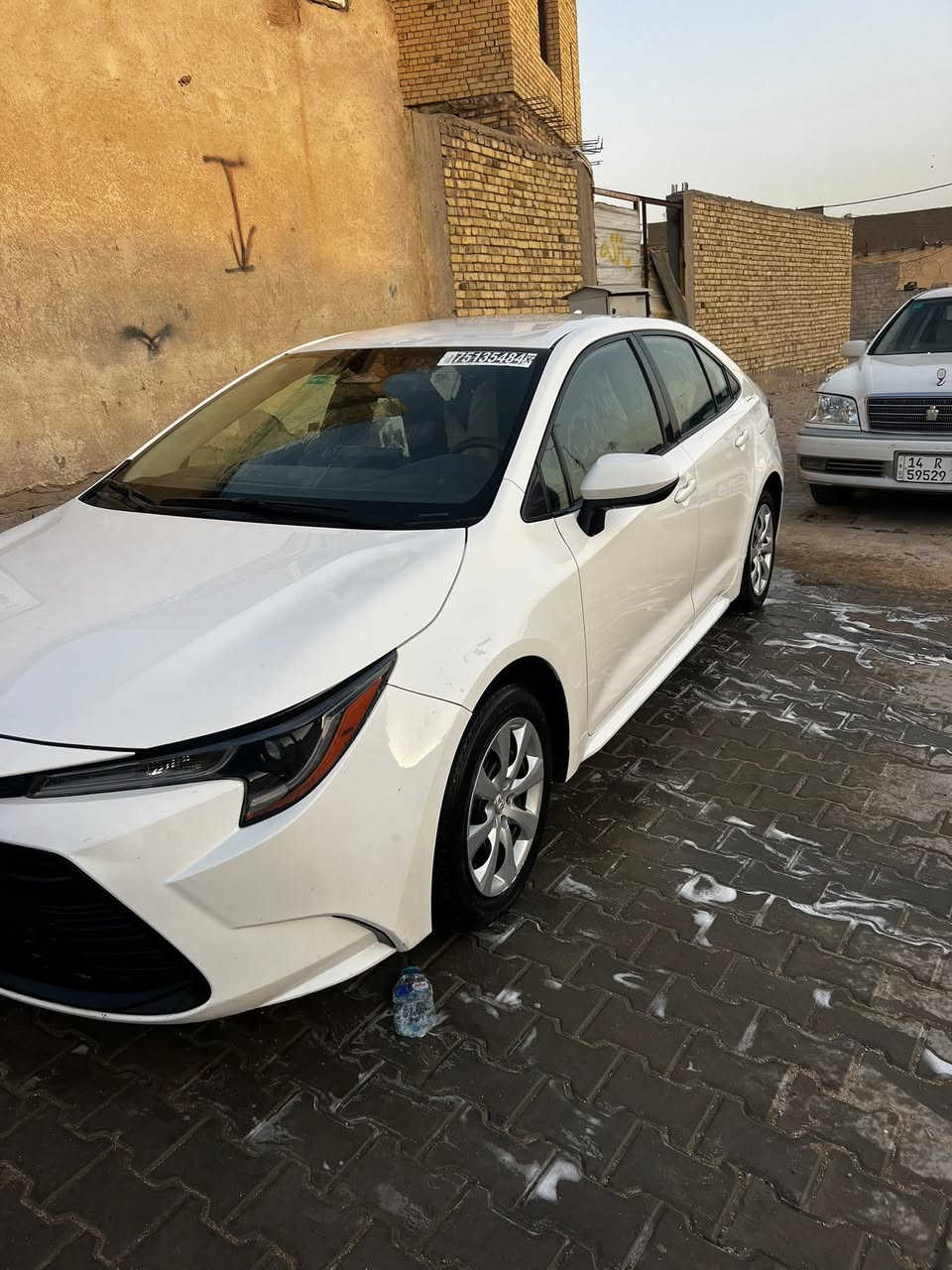 سلام عليكم كورلا موديل 2023 تقرير غرق شغاله او تمشي نسبة الغرق حد الدوسه مكفوله من الضربه والصبغ والتبديل وراد امريكا محرك 2000 بانزين منفيس بسمي تحويل ثاني يوم تترقم جميع المحافظات الكير والمحرك مكفولات مكان السياره البصره *********** سعر 140 وبيه مجال
