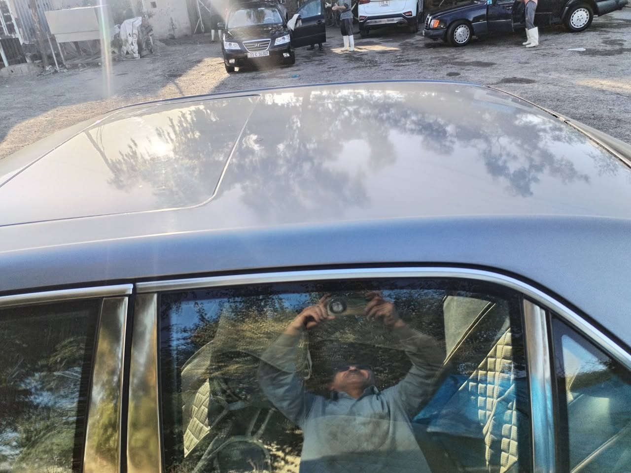 السلام عليكم شبح للبيع  موديل1992رقم دولي صلاح الدين  بسمي سنوية لل2030 هزة ساقطة السيارة جاهزة سنتر لوك مري شفط التبريد الكمبريسر مجيم وعندي واحد مال كصة بعد ما شادة محرك محور ففيتي 3000السعر65بي مجال قليل مكان السيارة سامراء تليفون***********
