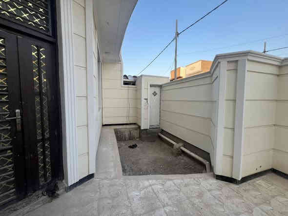 🏠 / دار للبيع مساحة 200 م  طابو صرف
واجهه 10 م / نزال 20 م 

🧱 بناء جديد 2025 (غير مسكون تسليم مباشر للمشتري) 

        (( علما ان الدار مطلوب 50 مليون للاسكان))

                     

طابق واحد / مطبخ. أستقبال. هول . غرفتين نوم . مجمع صحيات داخلية وخارجيه وحديقة وكراج . 

 

🌎 الموقع / شارع العلويه شريفة(ع) الجديد خلف الملعب

                       

                             (موقع مرتب)

لمعرفة السعر// مراسلة الصفحة                        

           

للأستفسار اكثر  مراجعة 

#مكتب_الود_للعقار_والمقاولات 

بداية شارع الحسينية من جهة شارع 80 قرب صيدلية الكمال 

او الاتصال :

 ***********

***********

***********
