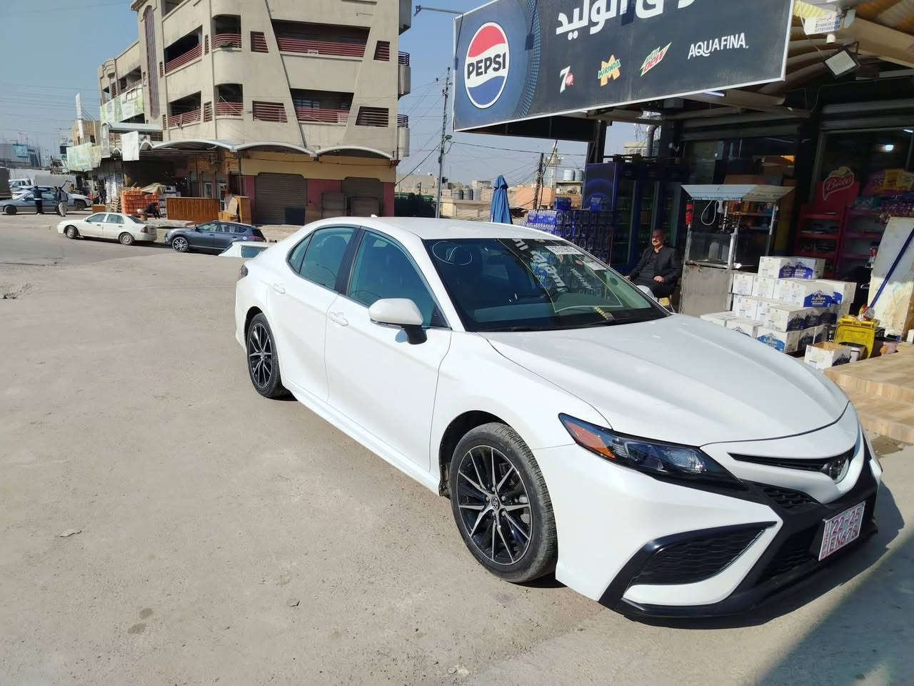 كامري 2024 se
وارد أمريكي 
موصفات 
تدفئة كشنات + ستيرن
لادار امامي + خلفي +جانبي ( بالمري )
ضرر قبق صندوق مبدل + جاملغ يمين مصبوغ + الحوض 
السيارة كاتي تترقم شمال فقط 
ماشية 23 الف ميل 
السعر 180 وبيها مجال 
***********
***********
