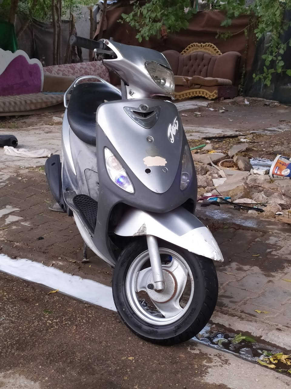 السلام عليكم دراجه للبيع ماكس منغالي دراجه صار لها ثمانيه اشهر منزلها دراجه برغي مع عازلها محرك ما مفتوح شلعه معدل مكان النجف حي ميسان تفاصيل على الخاص وهذا رقمي***********👉🇯🇵🛵2️⃣0️⃣0️⃣3️⃣
