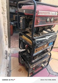 مولدات 3 مستعملات 2 منهن شغالات وفول او وحدة هم شغالة بس راس توليد محت...