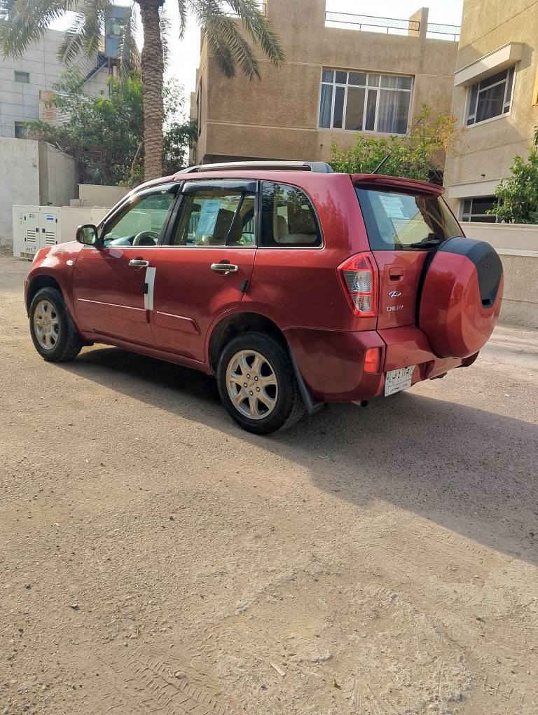 السلام عليكم تيكو موديل 12رقم بغداد سياره كامله بدون نقص كير محرك تخم تاير صدر كله تمام داخل نصيف سياره بيها قطعتين صبغ بدون ضربه اثر جراد السعر 55 بيها مجال مكاني بغداد الكرخ *********** عمار
