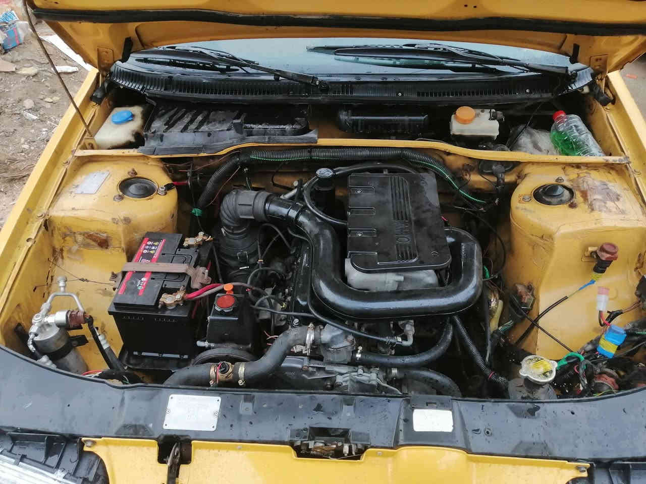 سلام عليكم بيجو روئ للبيع او مراوس حسب القناعه رقم بغداد باسمي هزه وهياه وغرامات كله مصفره تخم تاير كير مكينه خير من الله العنوان بغداد الشعله قرب مطعم الزيتونه *********** والسعر ٣٥ وبيه مجال
