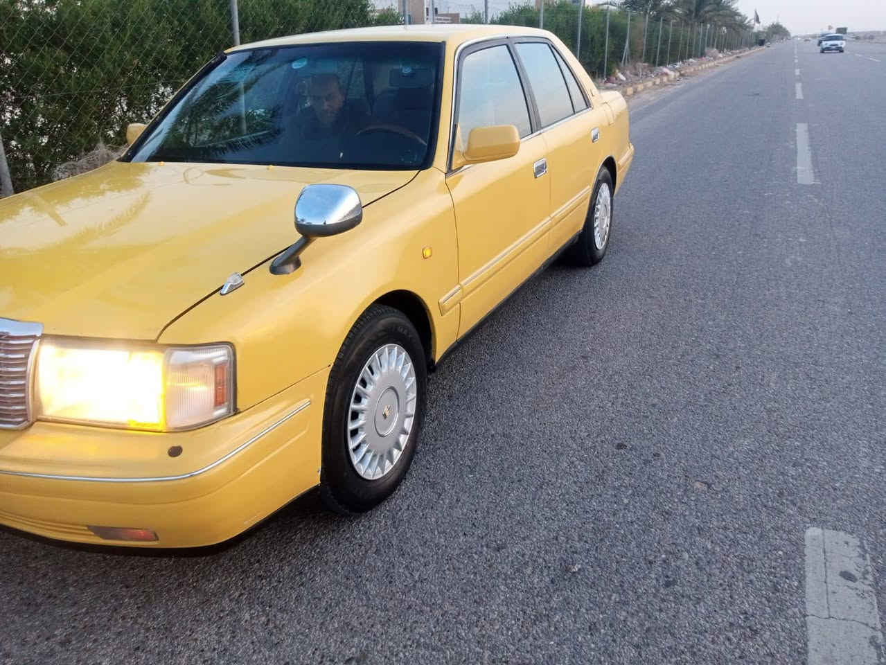 السلام عليكم راس الثور موديل 98 رقم نجف والمالك نجف محرك 3,000 سياره جاهزه من كل كير محرك الحداديه تبريد تدفئه كله شغال كهربائيات سياره جاهزه من كل شيء تخم تاير سياره مقفوله من الضربه كفاله فقط قصه قماره والسعر 67 وبيها مجال بسيط عنوان نجف كوفه حي ميسان رقم الهاتف *********** مطلوبه غرامات اربع ورقات ينزلن من السعر
