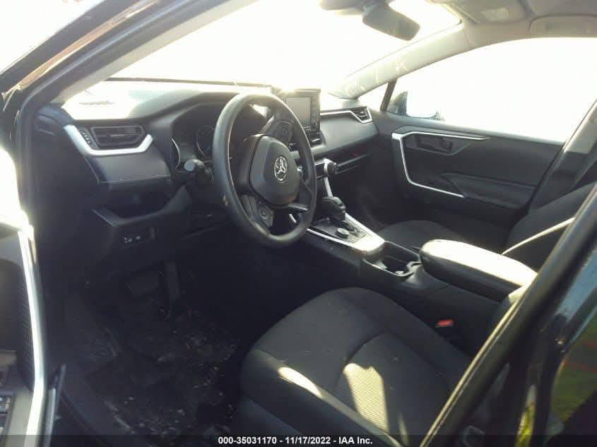 راف فور 2021 هايبرد رقم بغداد
مواصفات LE   /  / كاميرا خلفية  رادار امامي / رادار جانبي ( نقطة عمياء ) / ثلاث وضعيات سياقة ( سبورت / نورمال / اقتصادي ) 

حادثها جاملغ وباب بدون ايرباك   ماشيه 12 

مكاني بغداد  السيديه 

السعر المعروض٢٣٥$  و بيها مجال 

للأستفسار ***********
