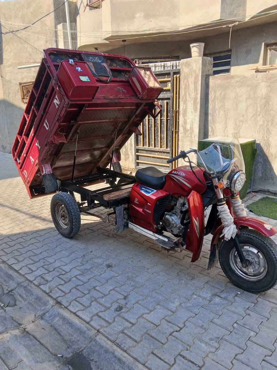 سلام عليكم ستوته للبيع موديل 2019ستوته كفاله عامه محرك جديد كهربأيات جديده ستوته خير من الله ستوته كدام العين شاصي مكفول اوراق كامله اصولي المكان الشعله الدوانم الرقم ***********
