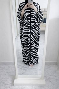 بشت بنات • استعمال نضيف • توصيل