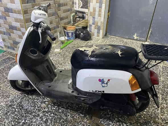 سلام وعليكم دراجه نوع ماكس بوليس  سرعه 120 دراجه مكينه مكفوله لاتنقيص ولا تبخير جيب فيتر وفحص سعر الدراجه سعر 900وبيه مجال قليل مكاني بغداد حي الكوفى رقمي ***********
