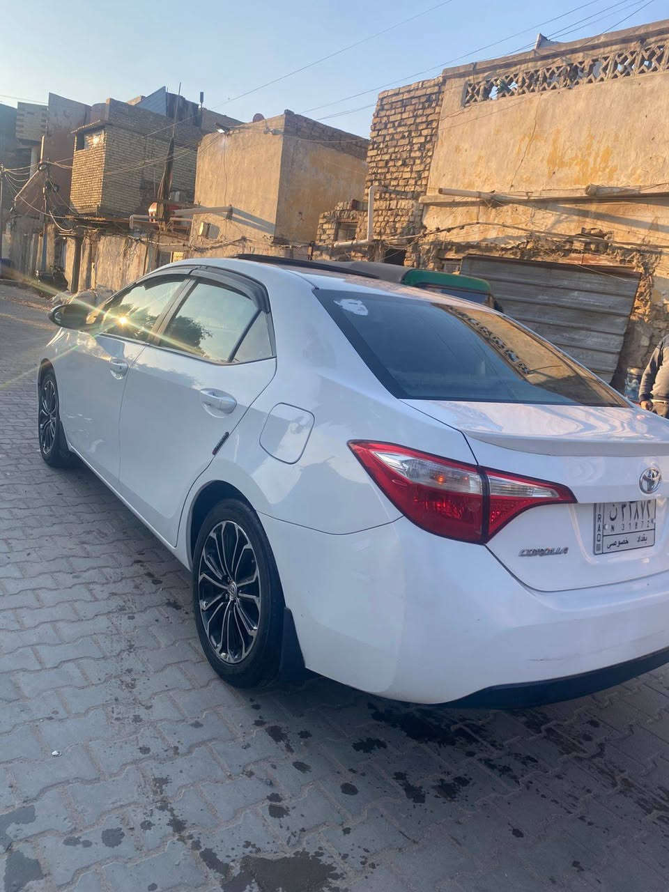 السلام عليكم كورلا وارد امريكي 2016 فئة S فول عدا بصمة حادث بل منشور  ملاحضة بيه خيط تبخير
***********
