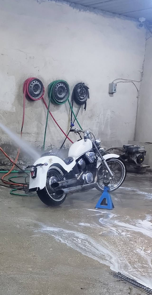 سلام عليكم  للبيع بسعر 1000وبيه مجال مكان كربلاء  دراجه حلوه بس بيها خيط بخار بل خانه لخلفيه هستوه بادي للعلم دراجه بس مكاتبه***********
