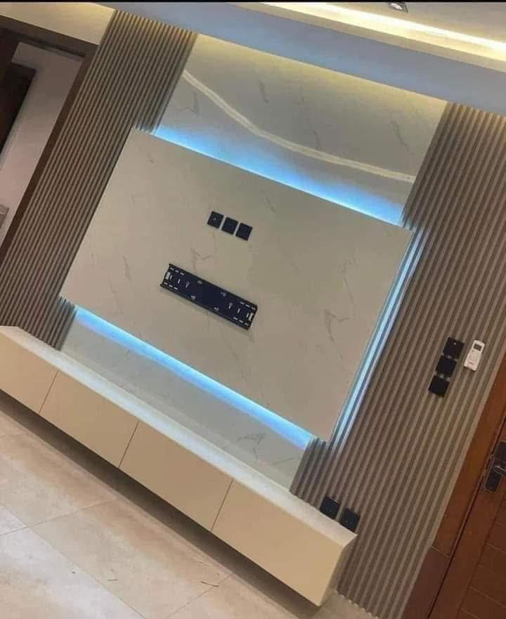 السلام عليكم صباغ متفرغ اشتغل جميع أنواع الاصباغ داخلي خارجي
و جميع نواع الديكور سقوف ثانوية تغليف جدران بديل الرخام بديل الخشب شيبورد بديل الحجر جبس بورد 
 مكاني بغداد شعله ***********
