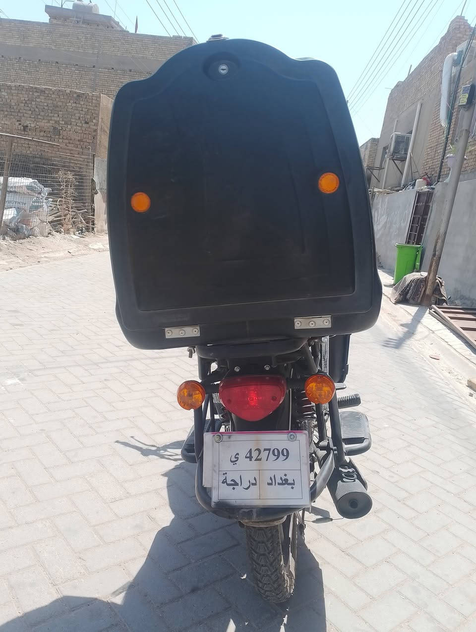 سلام عليكم دايوان جبلي موديل 2023 نازله ب 2024 مرقم بغداد مكينه مكفوله شاصي مكفول معوزه ويل خلفي وكلوبات اشاير امامي فقط الباقي كله مكفول وشغال السعر 2,200 وبيها مجال العنوان بغداد حي النصر واتساب ***********

