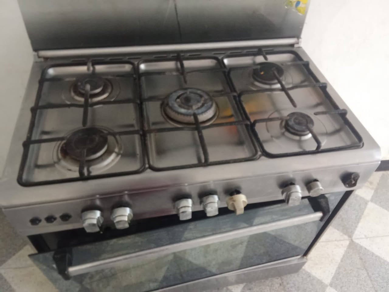 للبيع


**إذا كنت صاحب هذا الإعلان وتريد حذفه لأي سبب، رجاءا أرسل رسالة إلى الدعم الفني**