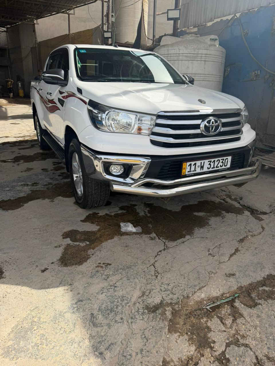 السلام عليكم ♥️
2020 
هايلوكس فور ويل 4x4
سياره اتحدة سيارة بنضافتها جديدة جديدة بكل معنا الكلمه ✅
مواصفات الفور ويل معروفه
كير محرك كفاله شرط ترايك للسعودية ⚙️
كهربائيات كامله من كل نواحي ومابيها اي نقص⚡️
السياره ماشيه 118 الف k 🚘
سياره كفاله عامه من كلشي والسونار كدامك🛂
زوج تايرات جديدة صدر جديد سيازه جديدة من كل نواحي ♥️

رقم بغداد باسمي تحويل مباشر 

السعر : 275 وبيها مجال حك جية 

مكاني بغداد 📍:
***********☎️
