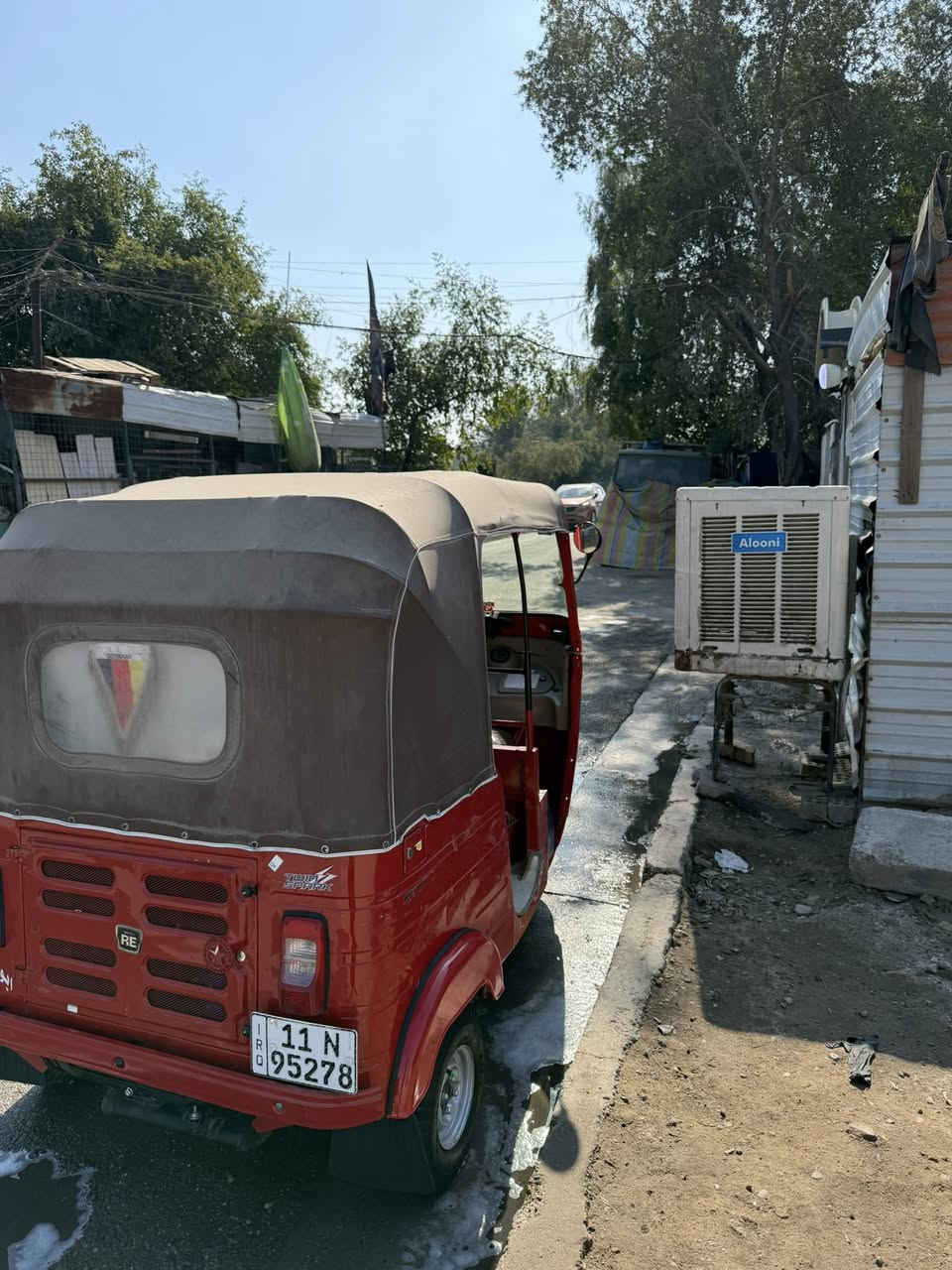 سلام عليكم تكتك لبيع مديل١٨تكتك بيه بس دوس معمره ولباقي كفاله مكاني بغداد الزعفرانيه وسعره 6500وبيه مجال ***********
