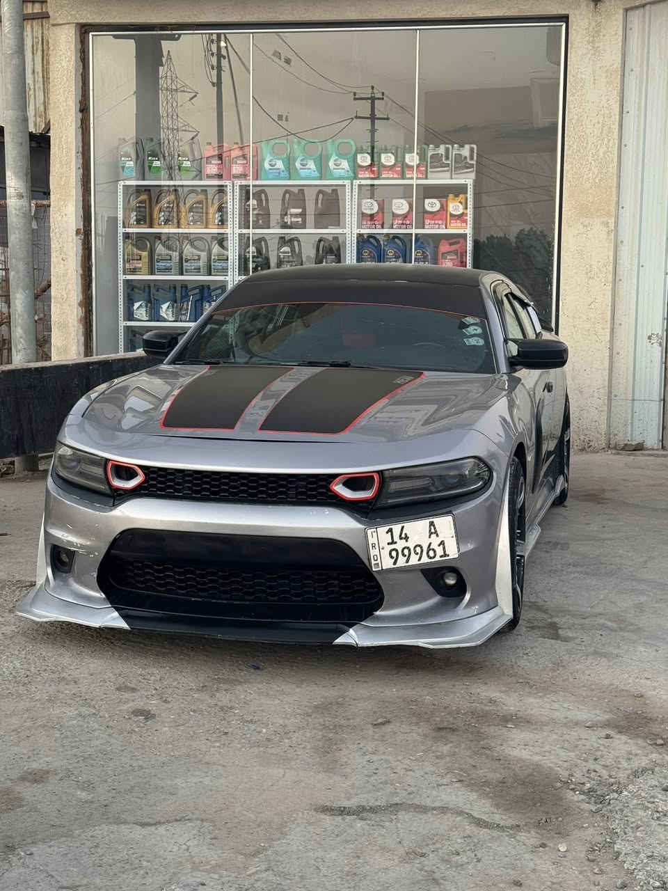 السلام عليكم جارجر مديل 16 اصل ار تي بسمي كفاله عامه السياره  واحله من الصوره بعد مكاني بصره بيع او مراوس ***********
