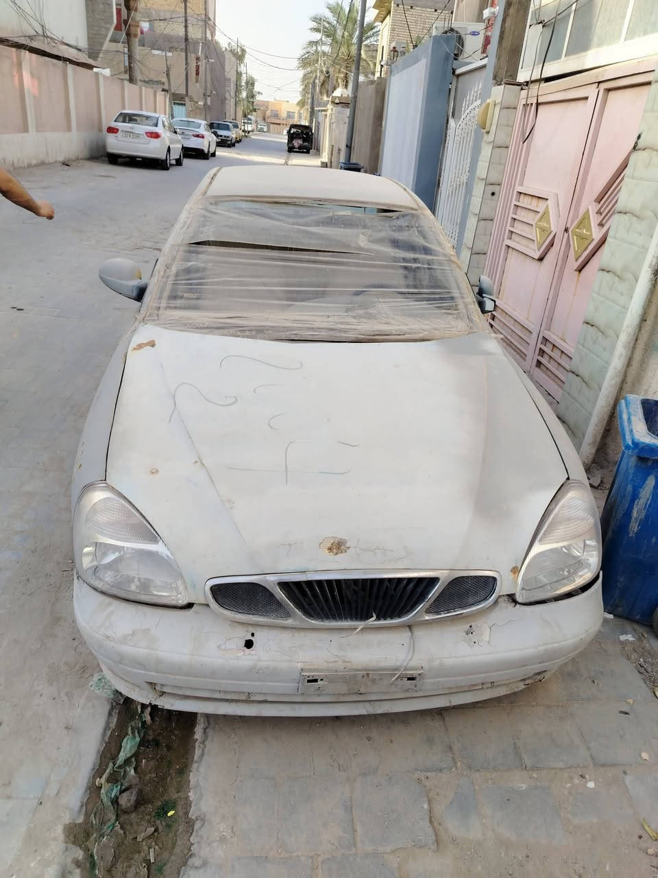 السلام عليكم دايو نوبرا موديل ٢٠٠٠ لون اصفر محرك ٢٠٠٠ مسكر سياره مسمكره وجاهزه كهربائيات كله شغاله ضفيره جديده مكينه لاتبخير ولا تنقيص السياره بيه مشكله كهربائيه بل كير وعايزه جامه وصبغه وترتيبات وغراضه البقيه كله موجوده يدات بيبان ونواعم مكاني النجف كوفه قرب مسجد السهله متواجد خاص ***********
