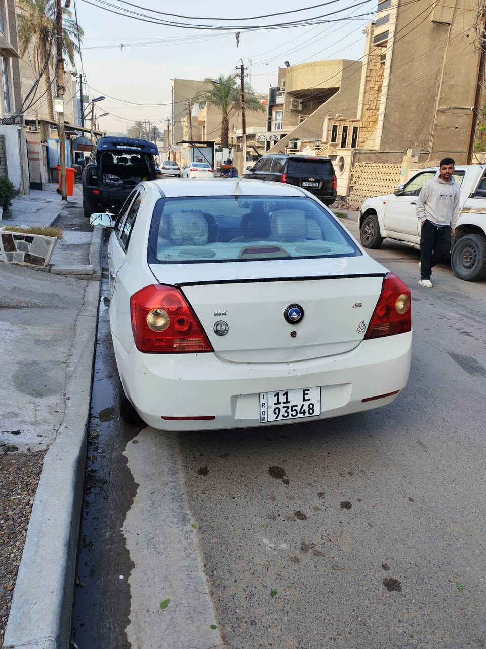 السلام عليكم من رخصه الادمن جلي ام كي 2013 رقم دولي باسمي السياره بلاديه فقط اهلال خلفي بي صبغ مكان بغداد الدوره *********** تصل وتدلل السعر ٤٨ بيها مجال حك الجيه
