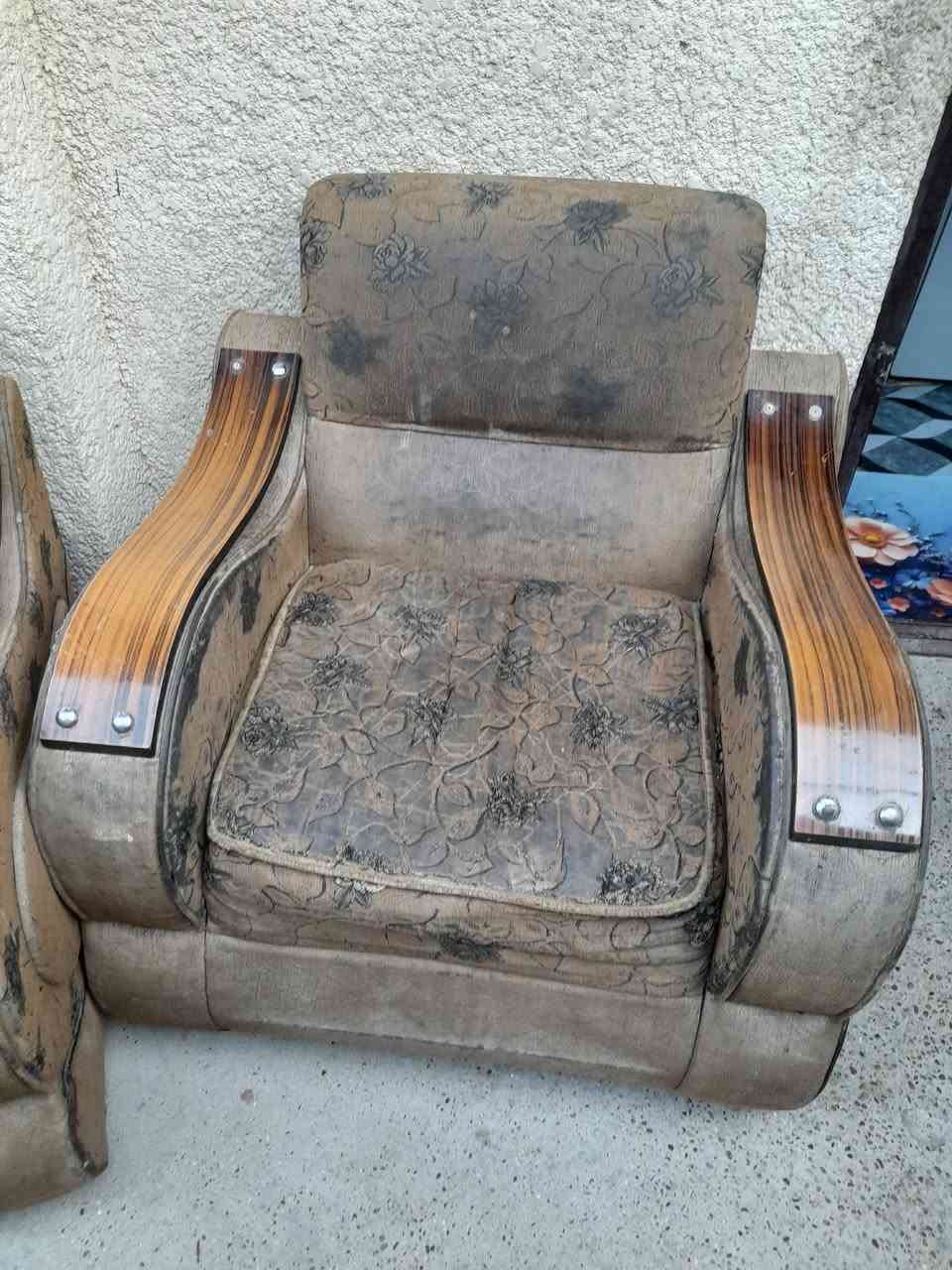 السلام عليكم مقاعد البيع المحموديه حي المرتضى ***********

