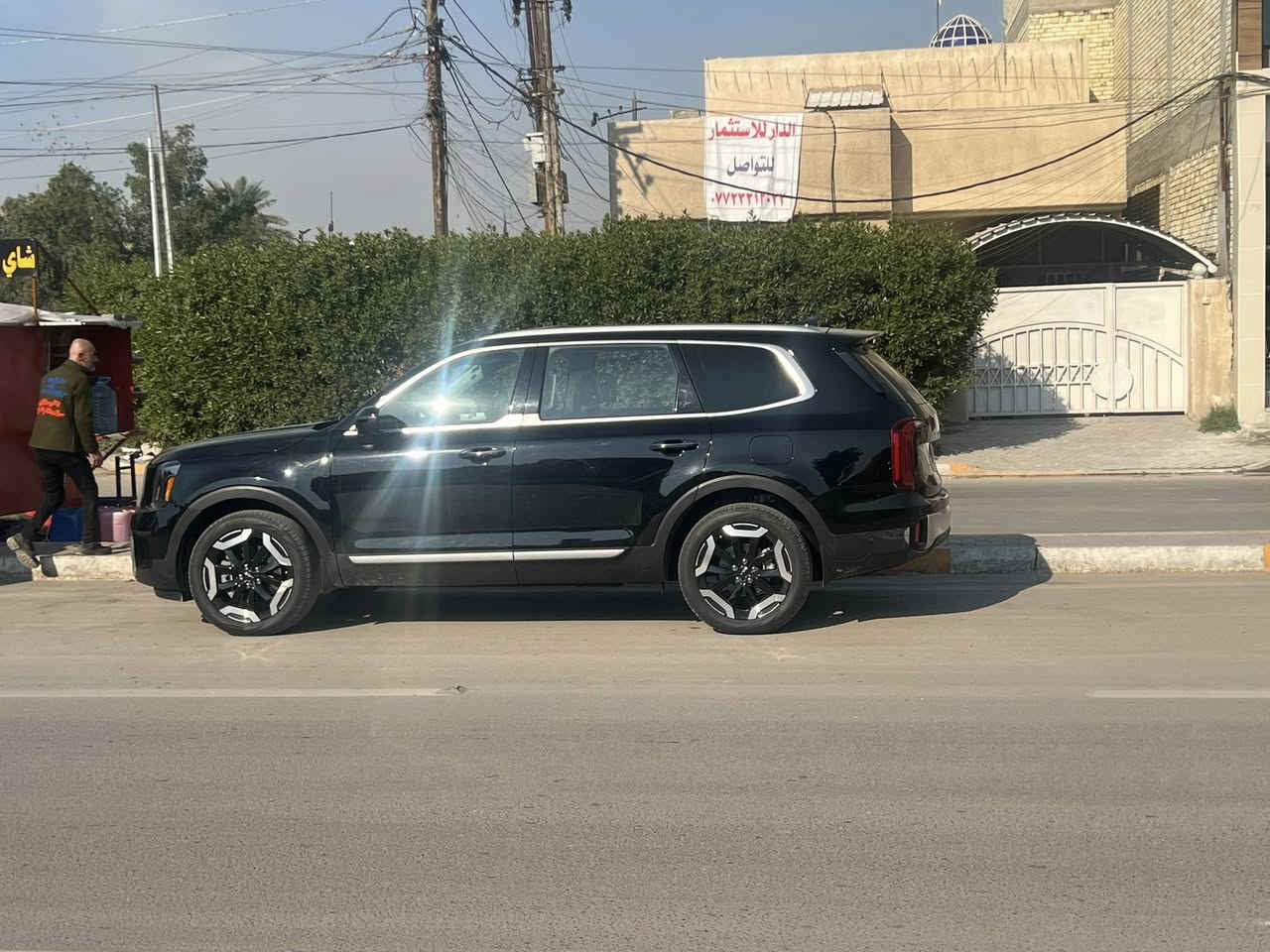 كيا تلورايد موديل 2024 
ماشية 8000
السياره بيه فقط مقدمه البنيد صبغ 
موصفات. S 
فتحه 
كشنات تدفه 
كشن السايق كهرباء 
كراسي. منفصل VIPاسود 
ستيرن رجاج 
كراسي الخلفيه اوتو 
توقف ذاتي 
شحن وايرليس 
شاشه متصله 
ويل 20 انج
السعر 295 
عنواني بغداد 
***********
