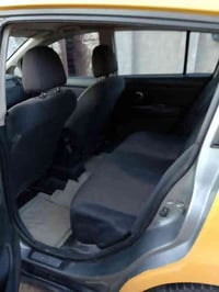 نيسان فيرسا 2008للبيع السعر 50قابل للنقاش 07805567813 07853907745 واتس...