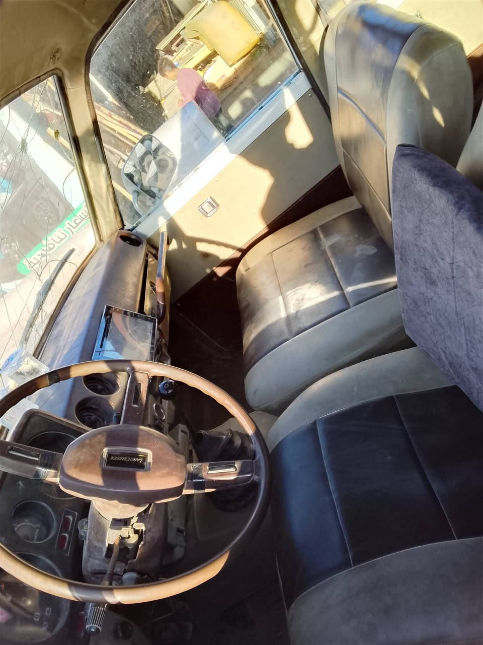 السلام عليكم لاندكروز قديم موديل 81سياره خير من الله من حداده من محرك ومن كير سياره مل بيت متعوب عليه
لاتفصيل اكثر ***********وتساب  
بس الشري يرسلني الموشراي لا يتصل عنواني بغداد جسر المصبيح
