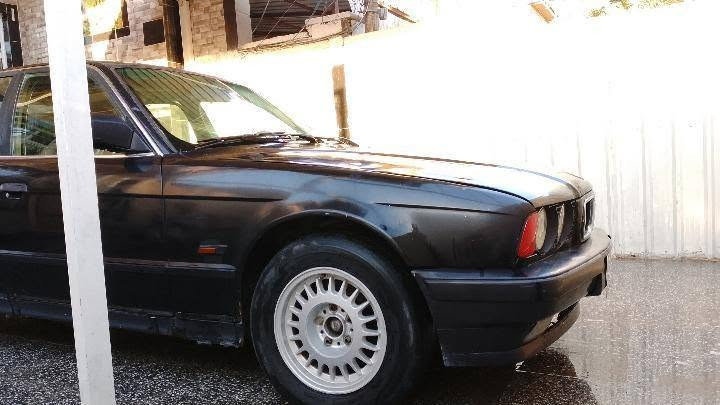 السلام وعليكم BMW 525مسكر كير عادي رقم بغداد السعر 30وبيه مجال ***********
