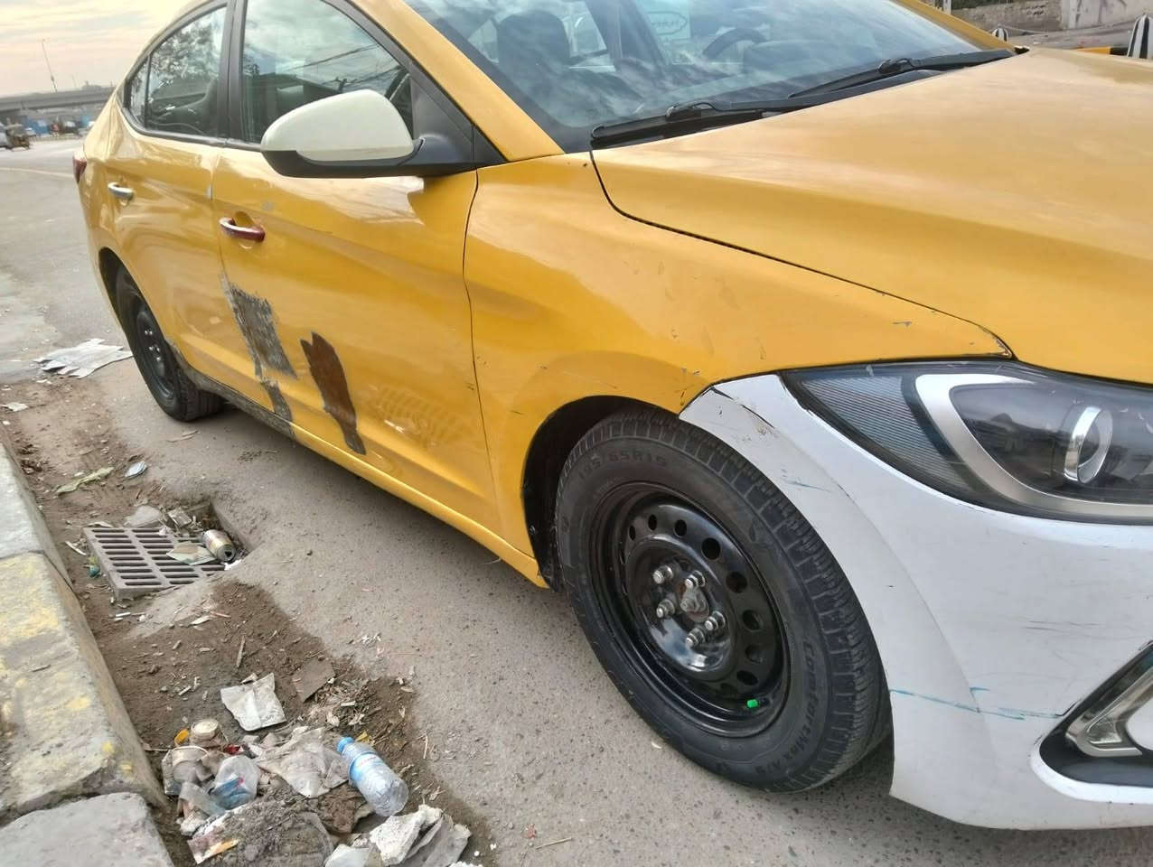 السلام عليكم
النترا 2017 بغداد وارد امريكي حادثهه چاملغ خلفي وصندوك مامعمرات زين يحتاجلهه تربيب سعرها 93بيهه مجال  الاستفسار على الرقم ***********
