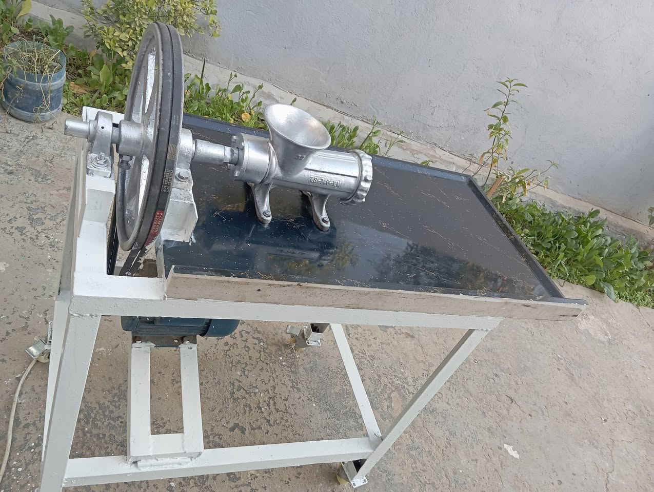 السلام عليكم مكينه 32 مرمر كربلاء طويريج نظافه 95% السعر 375......... ***********
