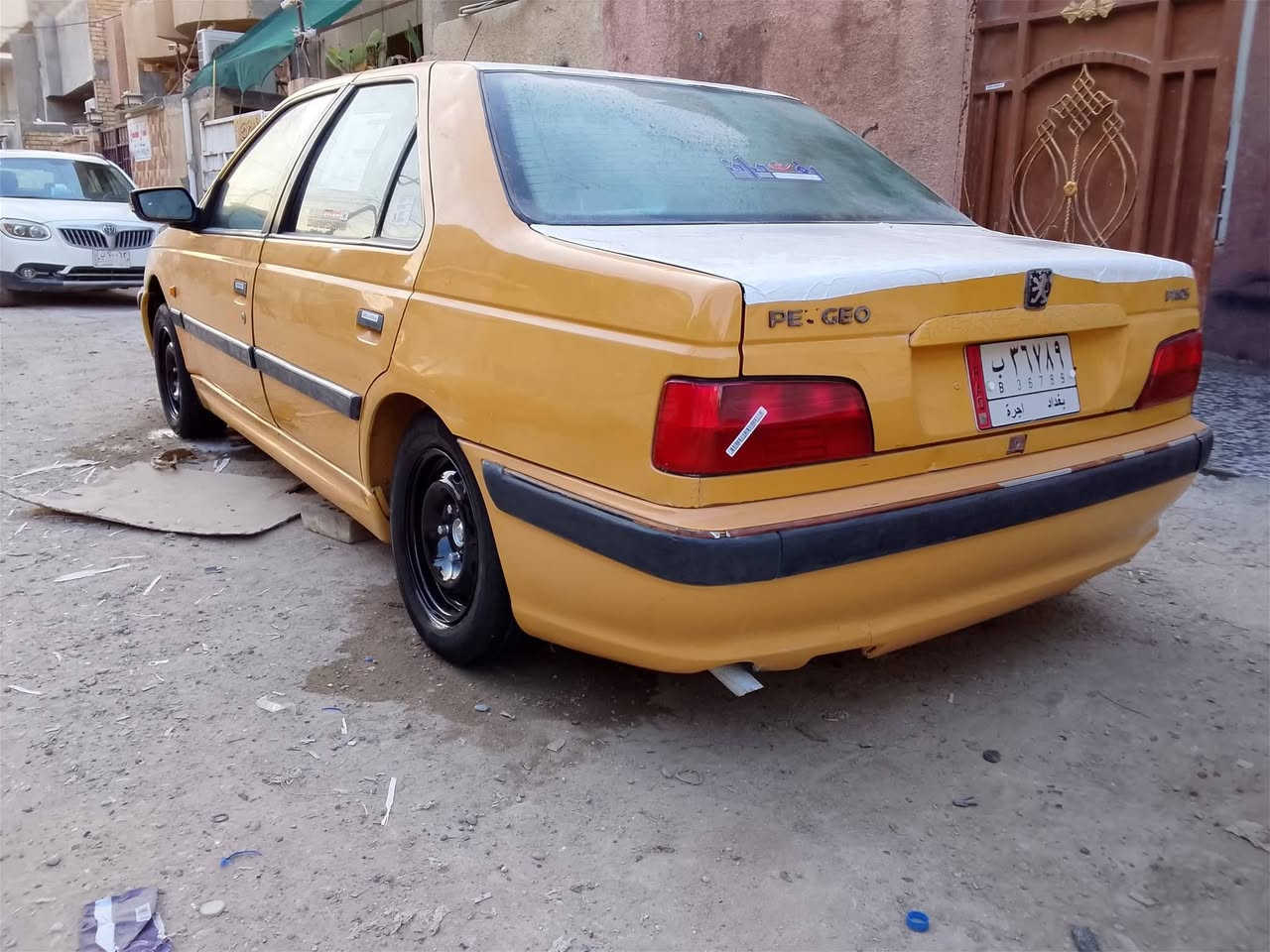 سلام عليكم للبيع بيجو بارص موديل 2011سياره خير من الله  تبريد ثلج باتري كنمريسر داينمو تخم تاير دوشمه كهربائيات كلها شغاله صدر امامي خلفي 80 بل ميه عارضه 32مكاني الزعفرانية  جسر ديالى ‏‪***********‬‏
